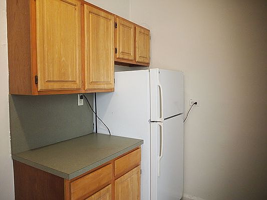 2nd image of 609 W 188th St #3F