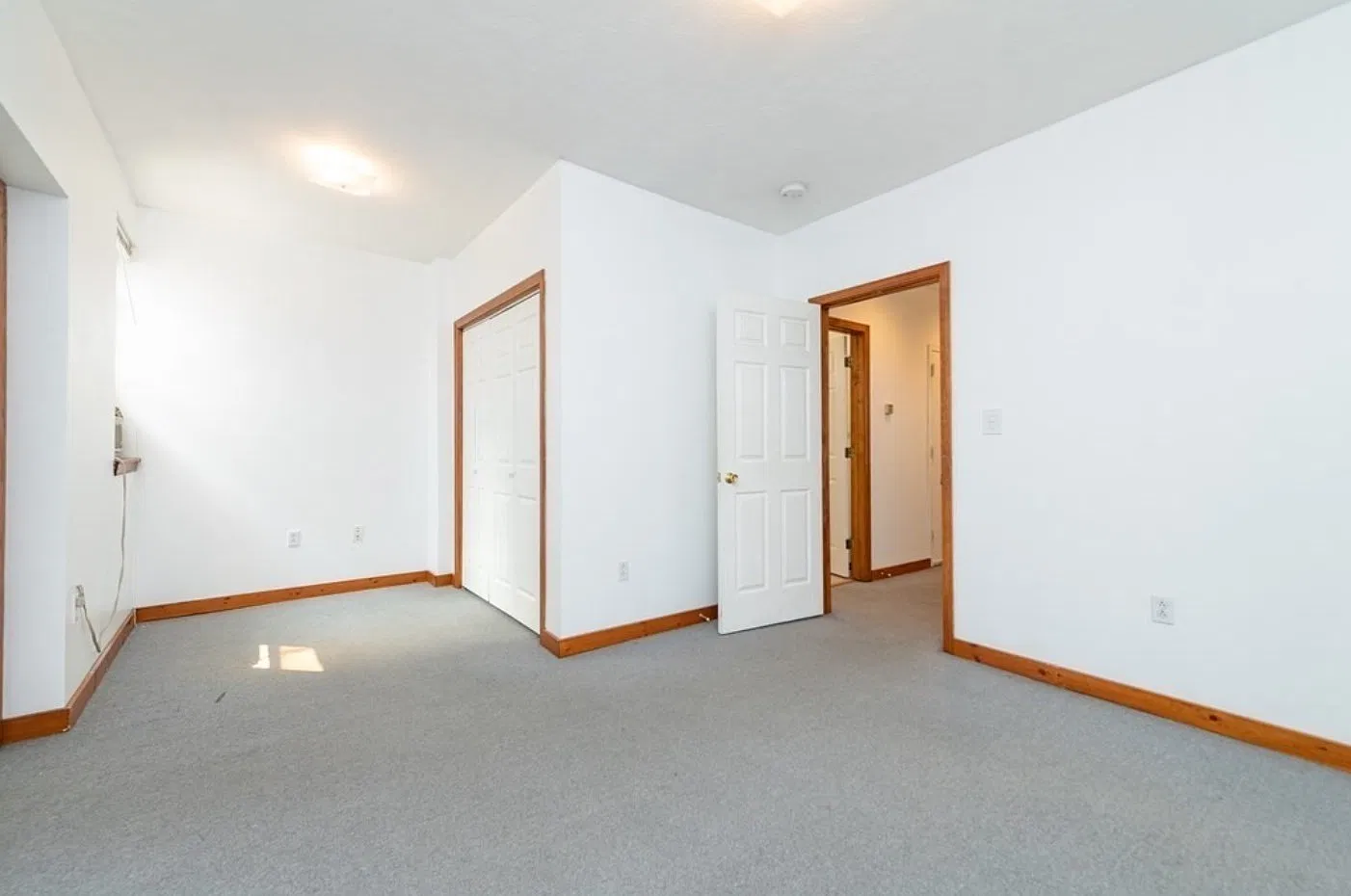 2 bed, 1.5 bath, 1250 sqft, $3,400 — Photo 4
