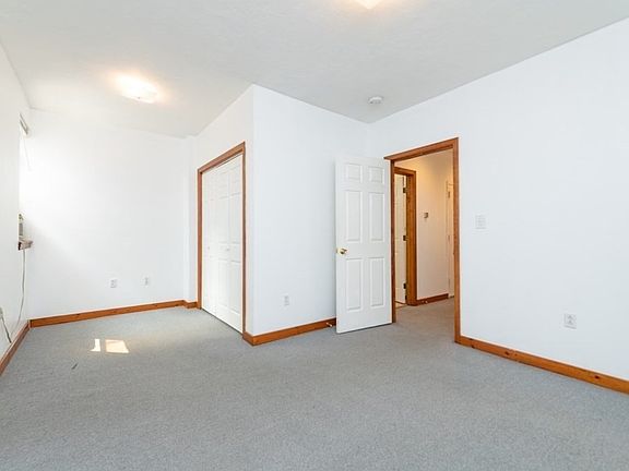 4th image of 16 Edgerly Rd #1