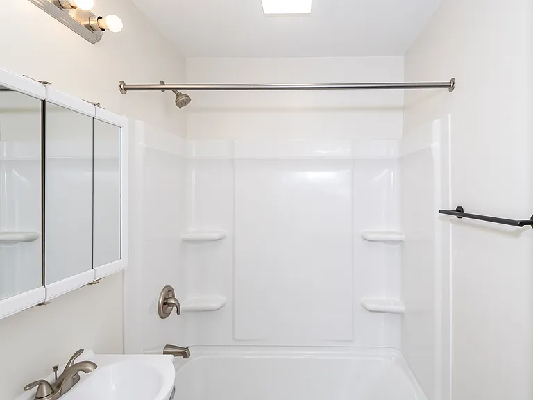 1331 Berwald Dr — Photo 16
