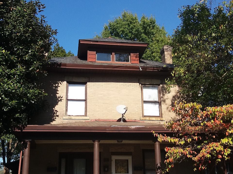 1st image of 1426 Lee St E #2