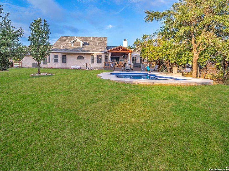 1st image of 25667 GREEN RIVER DR