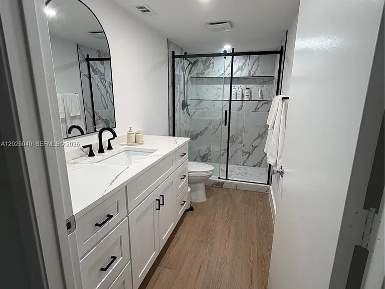 7350 Kinghurst Dr #305 — Photo 5