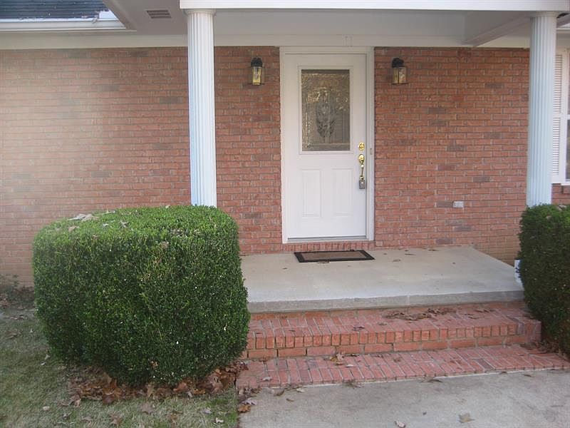 2nd image of 2129 County Road 183