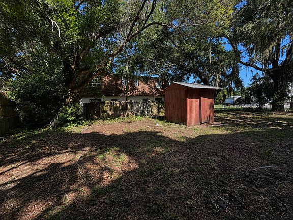 3rd image of 2135 King Ave