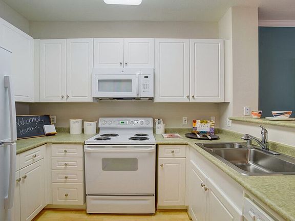 2nd image of 355 E Evelyn Ave #339