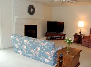 1517 Canterbury Dr, Murray, KY 42071