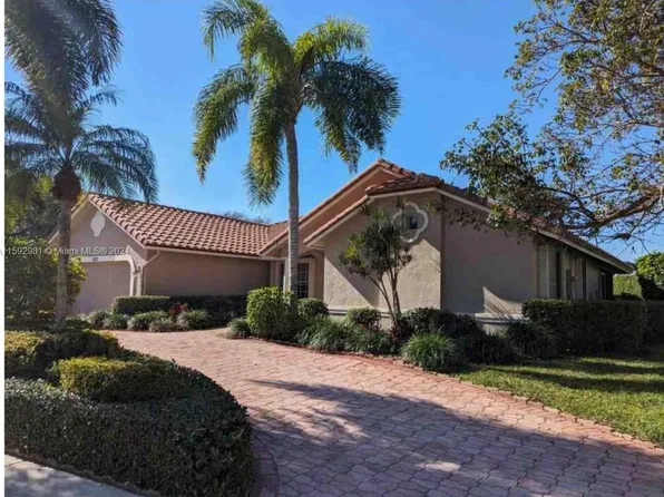 10321 Canoe Brook Cir, Boca Raton, FL 33498