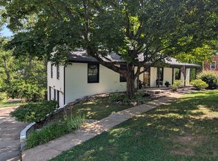318 Binkley Dr, Nashville, TN 37211