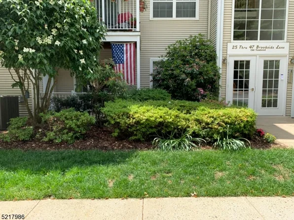 25 Brookside Lane, Mount Arlington Boro, NJ 07856