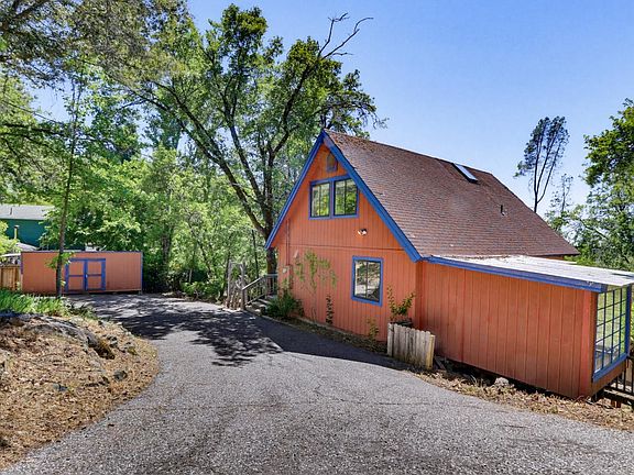 2nd image of 15875 Shannon Way