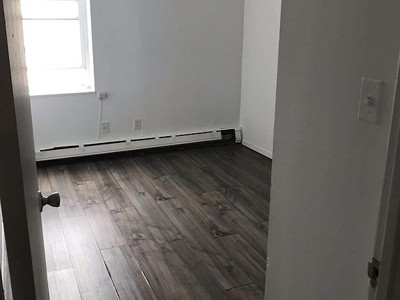 3rd image of 9305 101st Ave #2