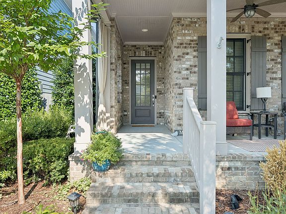 3rd image of 1614 Townsend Blvd