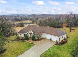 4175 Circle Lake Trl, Faribault, MN 55021