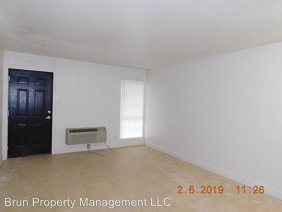 4th image of 612 Gertrude Ave APT I10