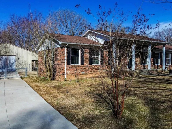 6025 Guyline Dr, Paducah, KY 42001