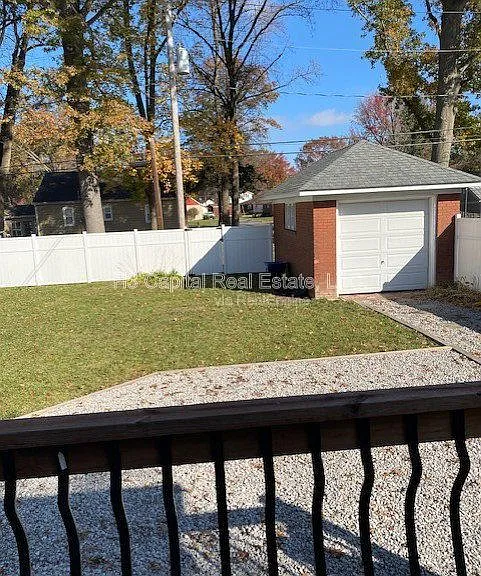 1215 W Main St — Photo 29