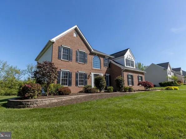 350 Nicholas Ln, Trappe, PA 19426