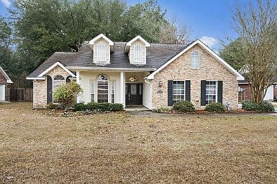 1st image of 29771 Oak Dr