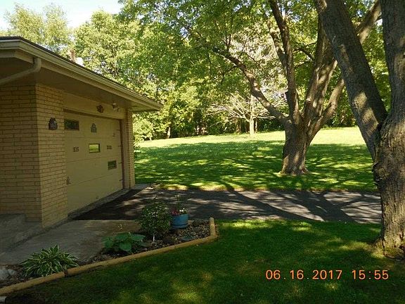 2nd image of 2606 Lund Ave