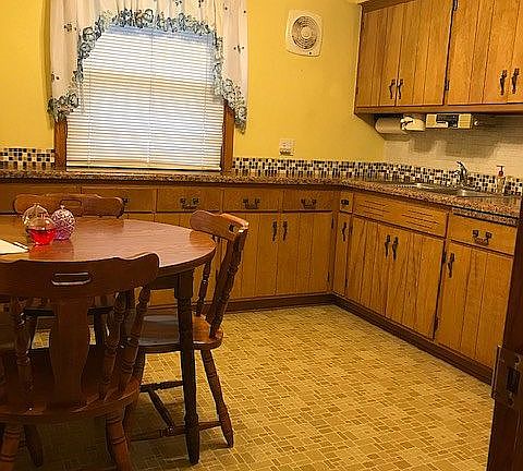 Lots of cabinets