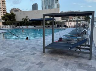 1833 S Ocean Dr APT 305, Hallandale, FL 33009