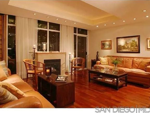 3rd image of 700 W Harbor Dr #Townhouse 744