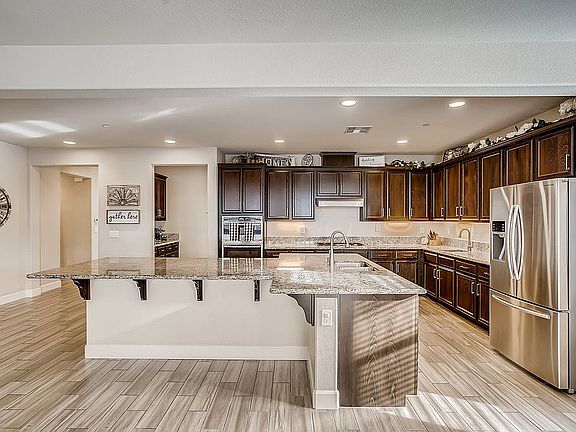 5th image of 3630 Arden Villa Pl