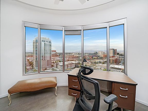 3rd image of 900 Las Vegas Blvd S Unit 1404