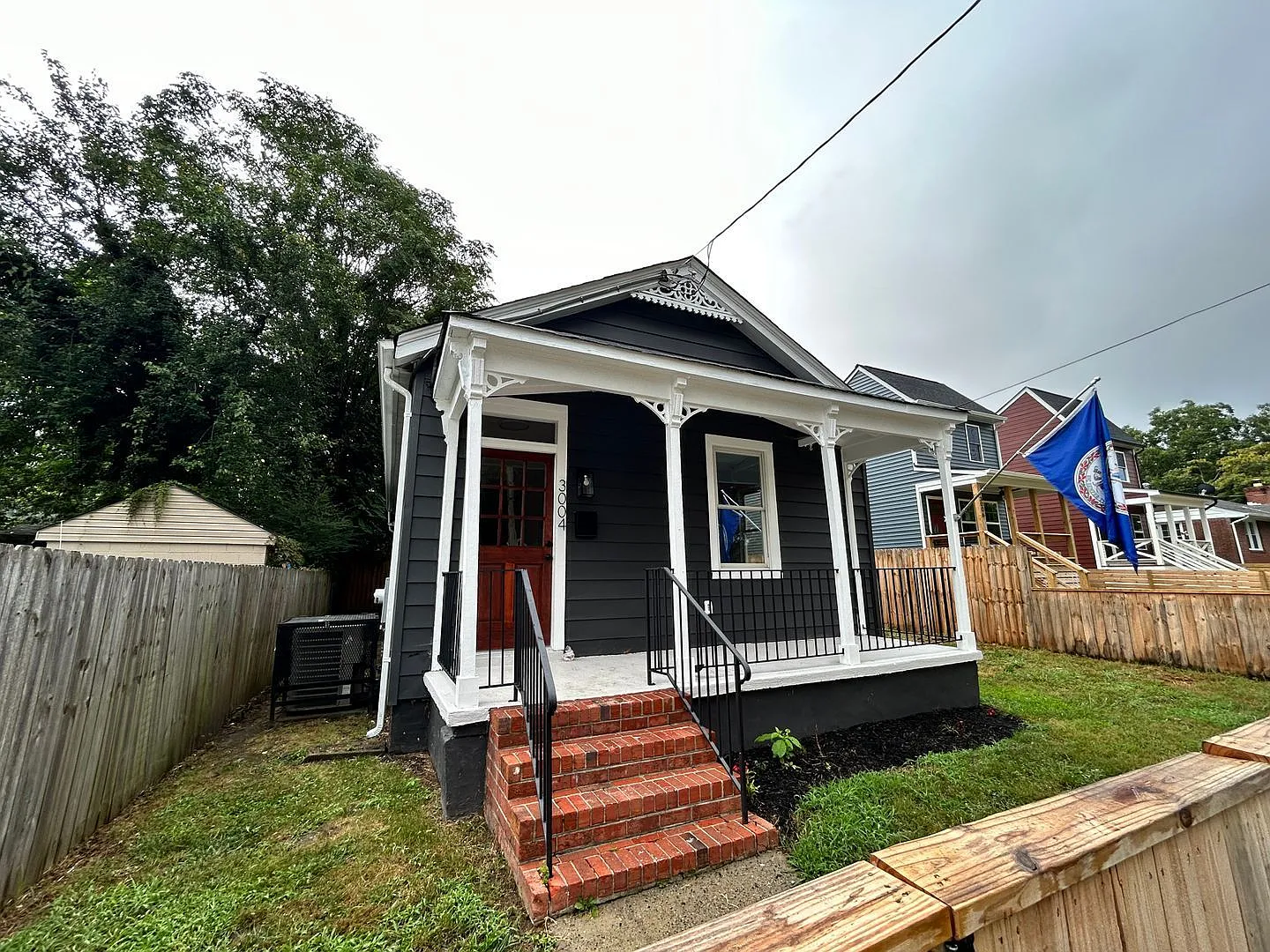 3 bed, 2.0 bath, 1200 sqft, $1,700 — Photo 3
