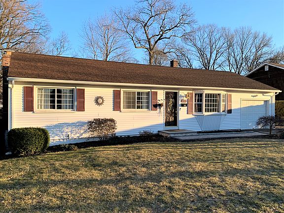 2nd image of 259 Williamson Cir