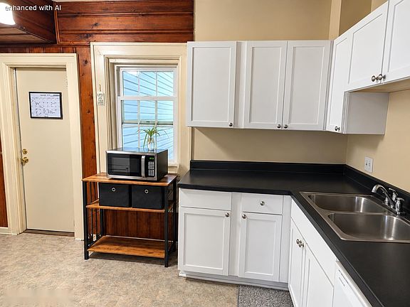 5th image of 303 Saint Lawrence Ave