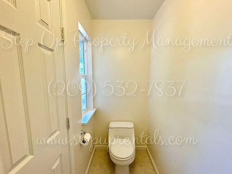 21767 Longeway Rd — Photo 26