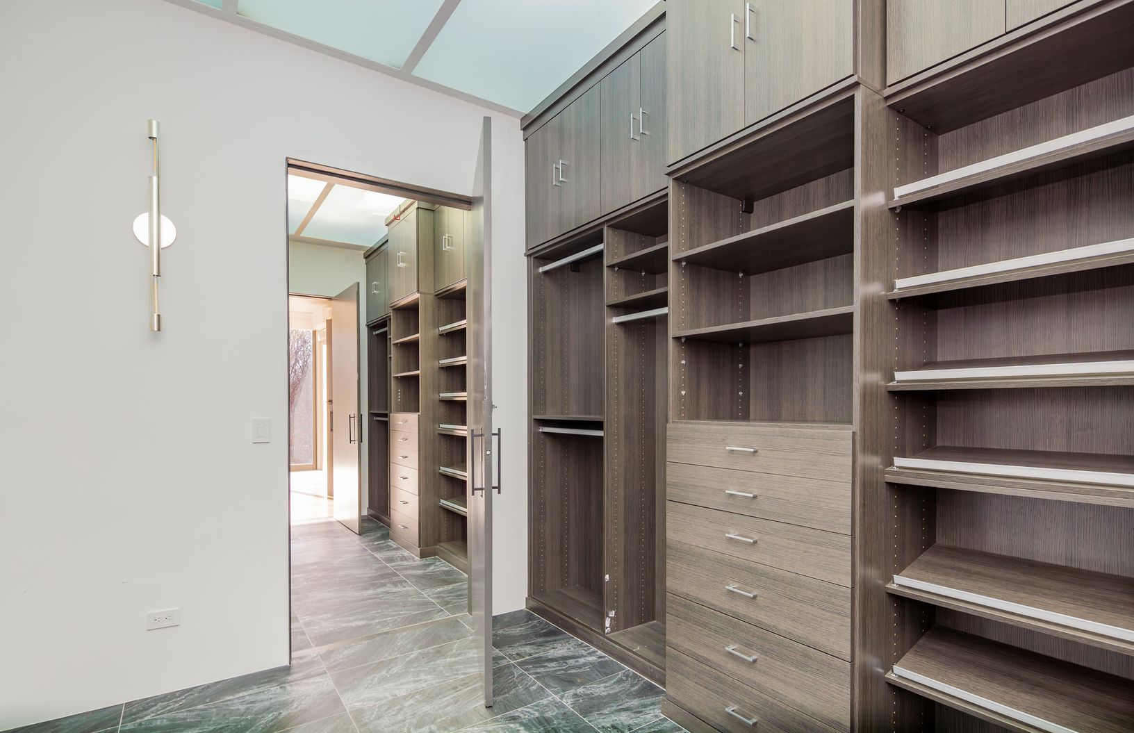  Walk In Closet in between 2 Primary's