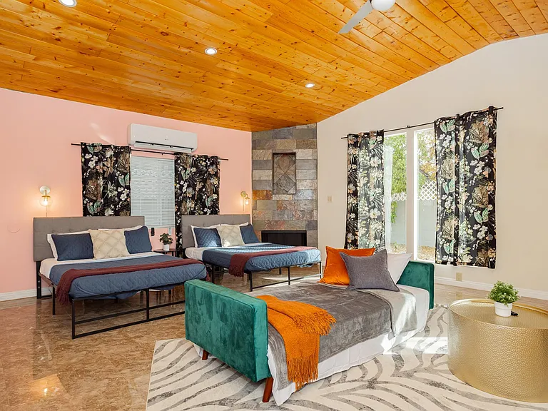 2205 Santa Paula Dr — Photo 38