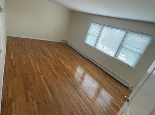 311 Broadway FLOOR 2, Lynbrook, NY 11563