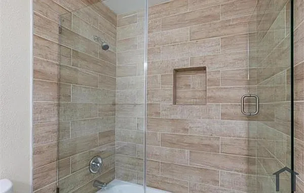 6320 Shawnee Ave — Photo 24