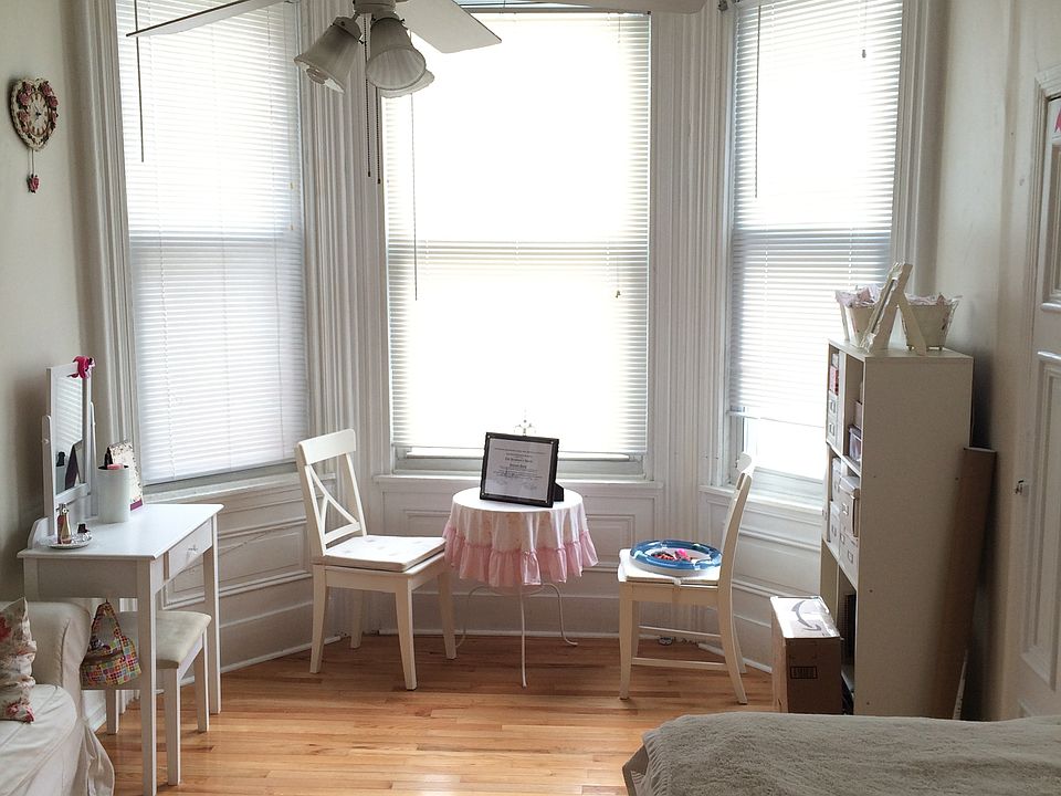 1st image of 156 N 21st St APT 2R