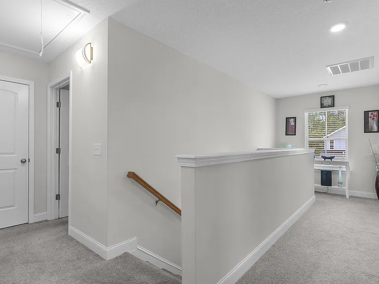 196 Marron Way — Photo 21