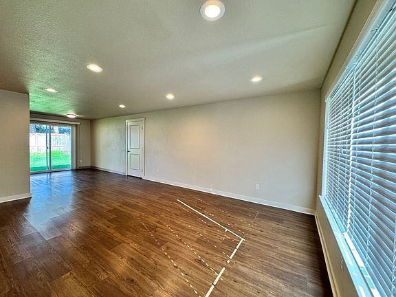 3rd image of 17402-17404 8th Avenue Ct E #17404
