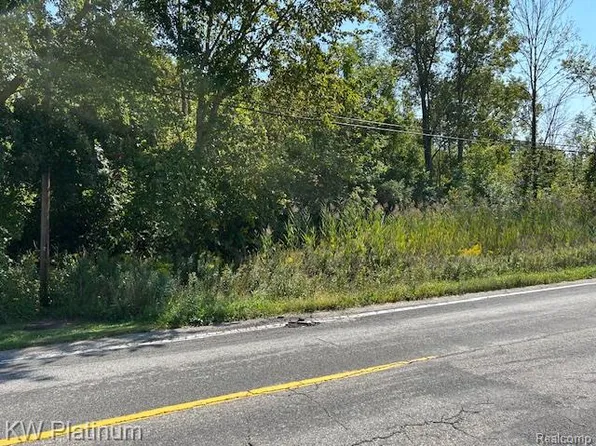 Allen Rd, Smiths Creek, MI 48074