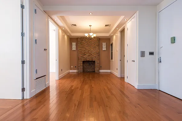 Rented by Nooklyn NYC LLC | media 38