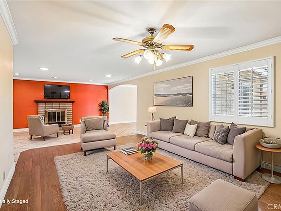 2nd image of 6054 San Rolando Way