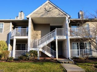 70 Lindsey Ct #287, Franklin Park, NJ 08823