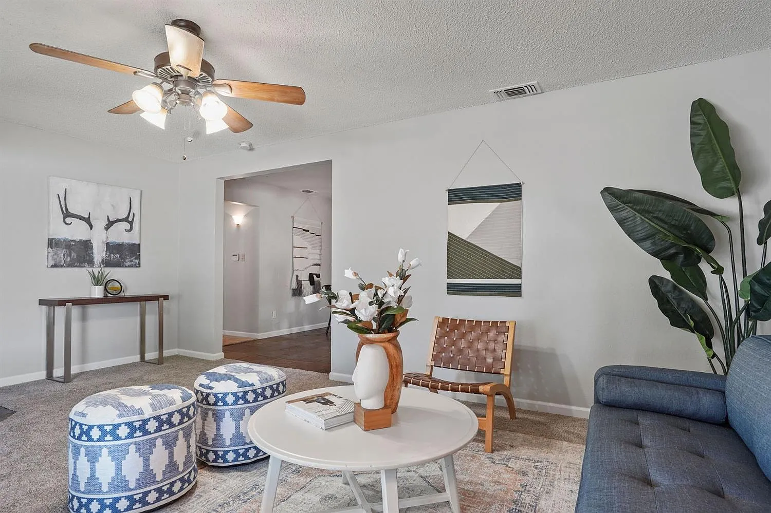 3354 Polaris Dr photo 1