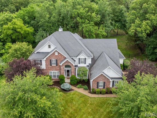 1618 Whispering Hollow Ct, Glencoe, MO 63038