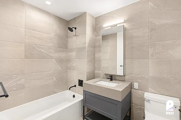 Rented by REZI | media 4