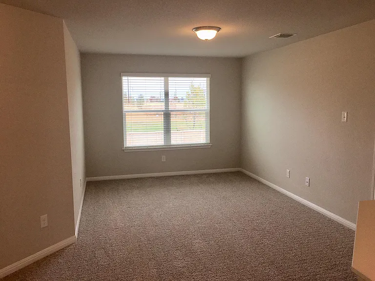 3073 Blantyre Bnd — Photo 20