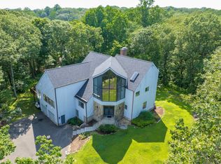 21 Woods End Drive, Wilton, CT 06897