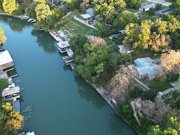 3rd image of 1695 Kuehler Ave